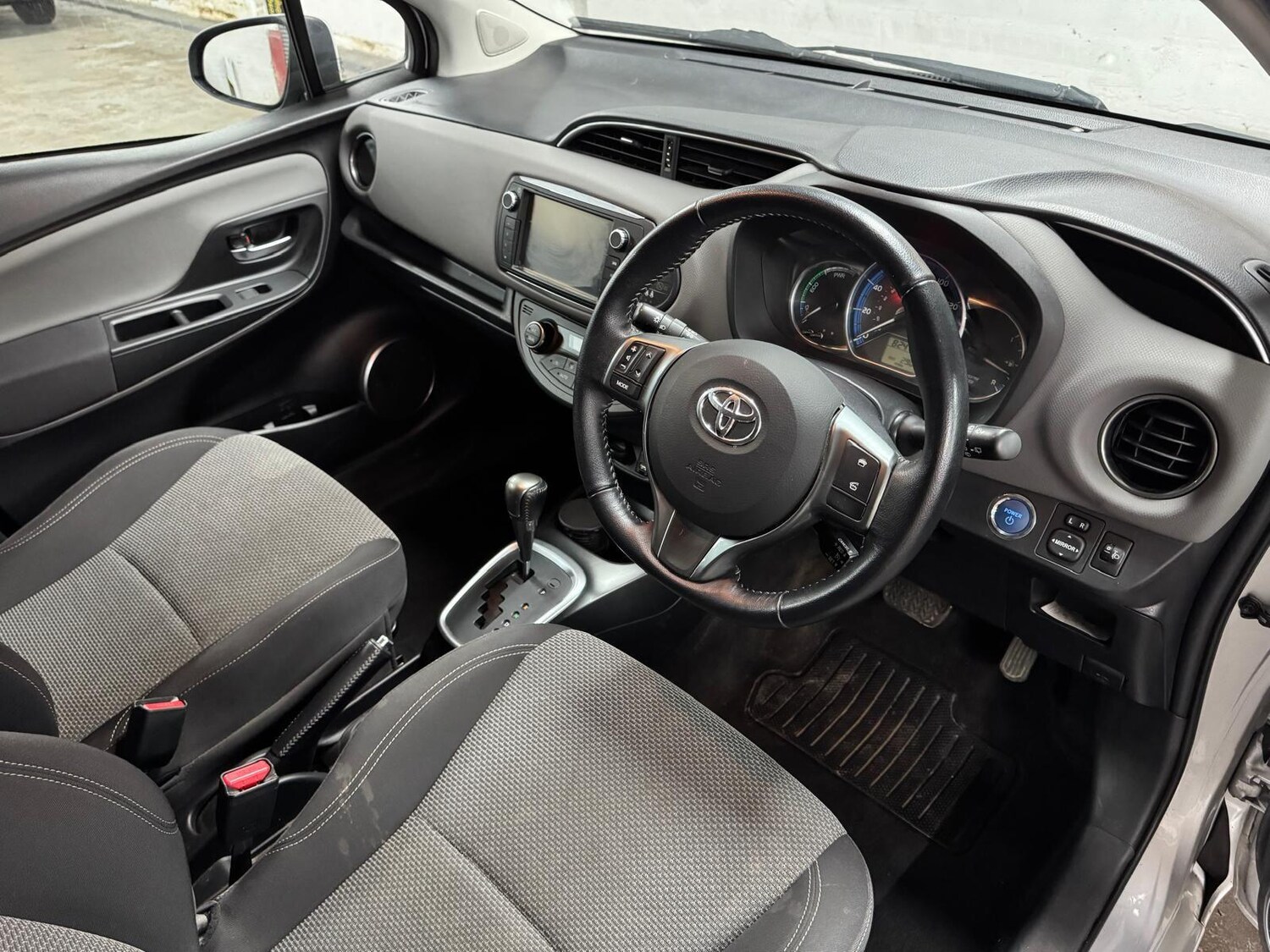 Used Toyota Yaris 2016 for sale - 77838746: Photo 15