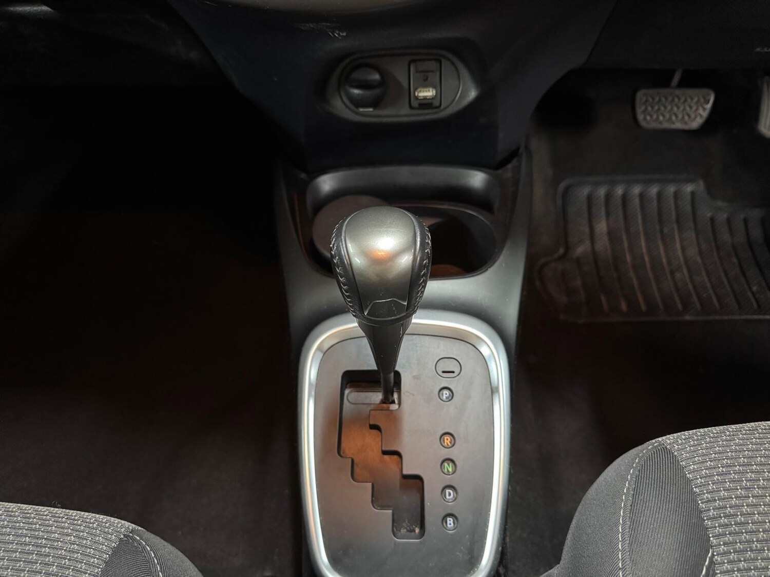 Used Toyota Yaris 2016 for sale - 77838746: Photo 19