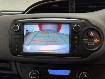 Used Toyota Yaris 2016 for sale - 77838746: Photo