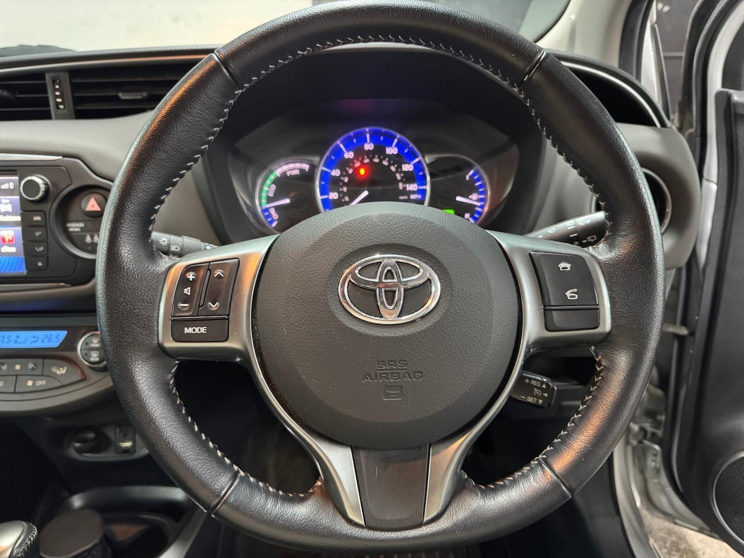 Used Toyota Yaris 2016 for sale - 77838746: Photo 3