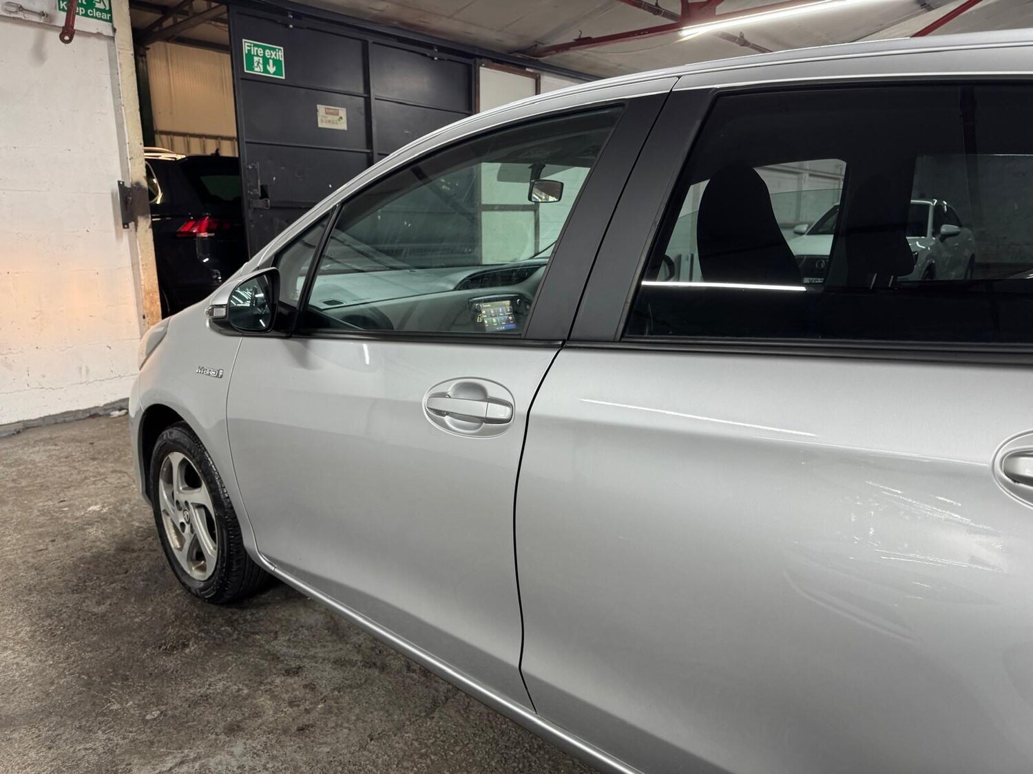 Used Toyota Yaris 2016 for sale - 77838746: Photo 33