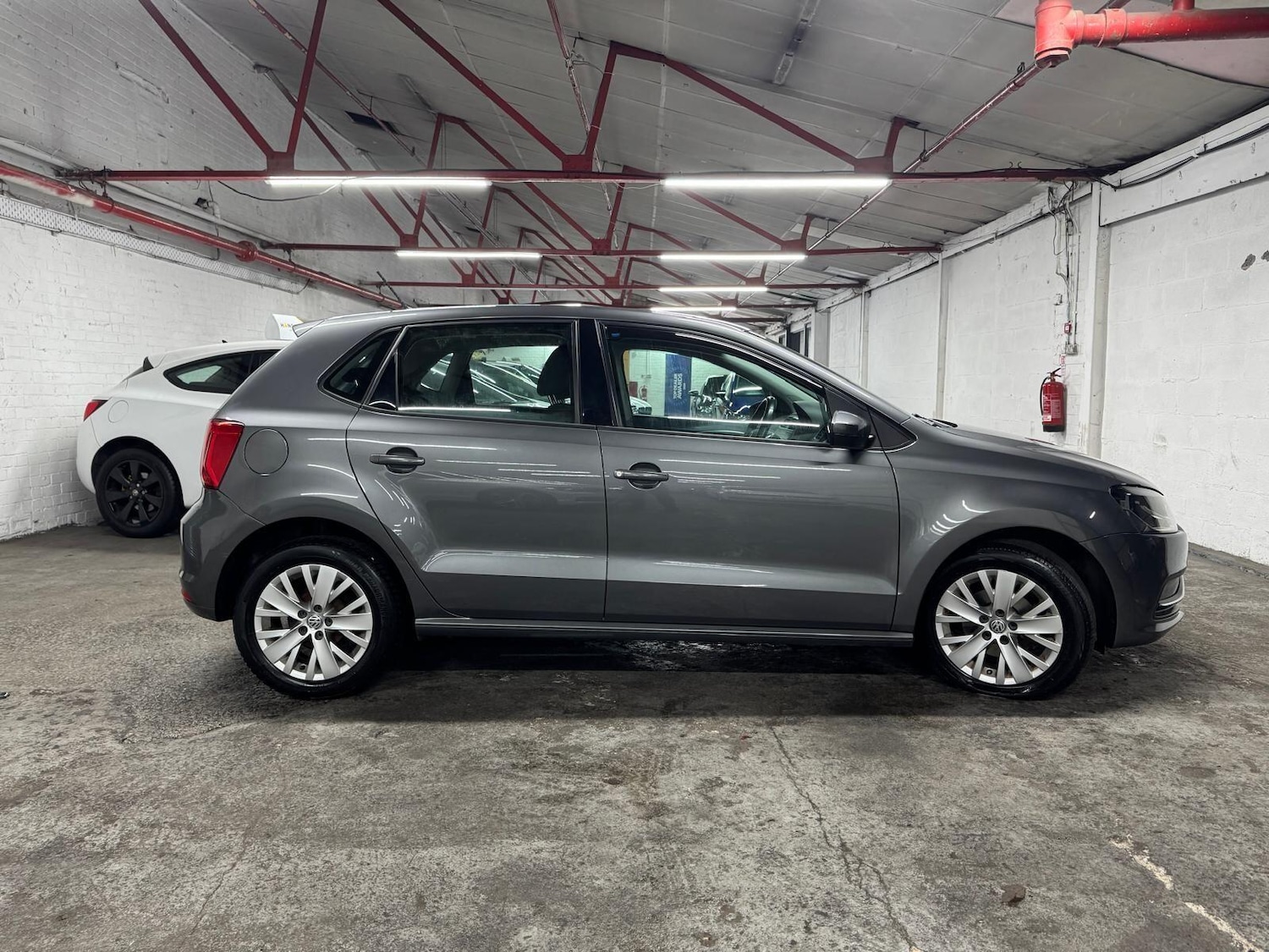 Used Volkswagen Polo 2015 for sale - 76926858: Photo 12