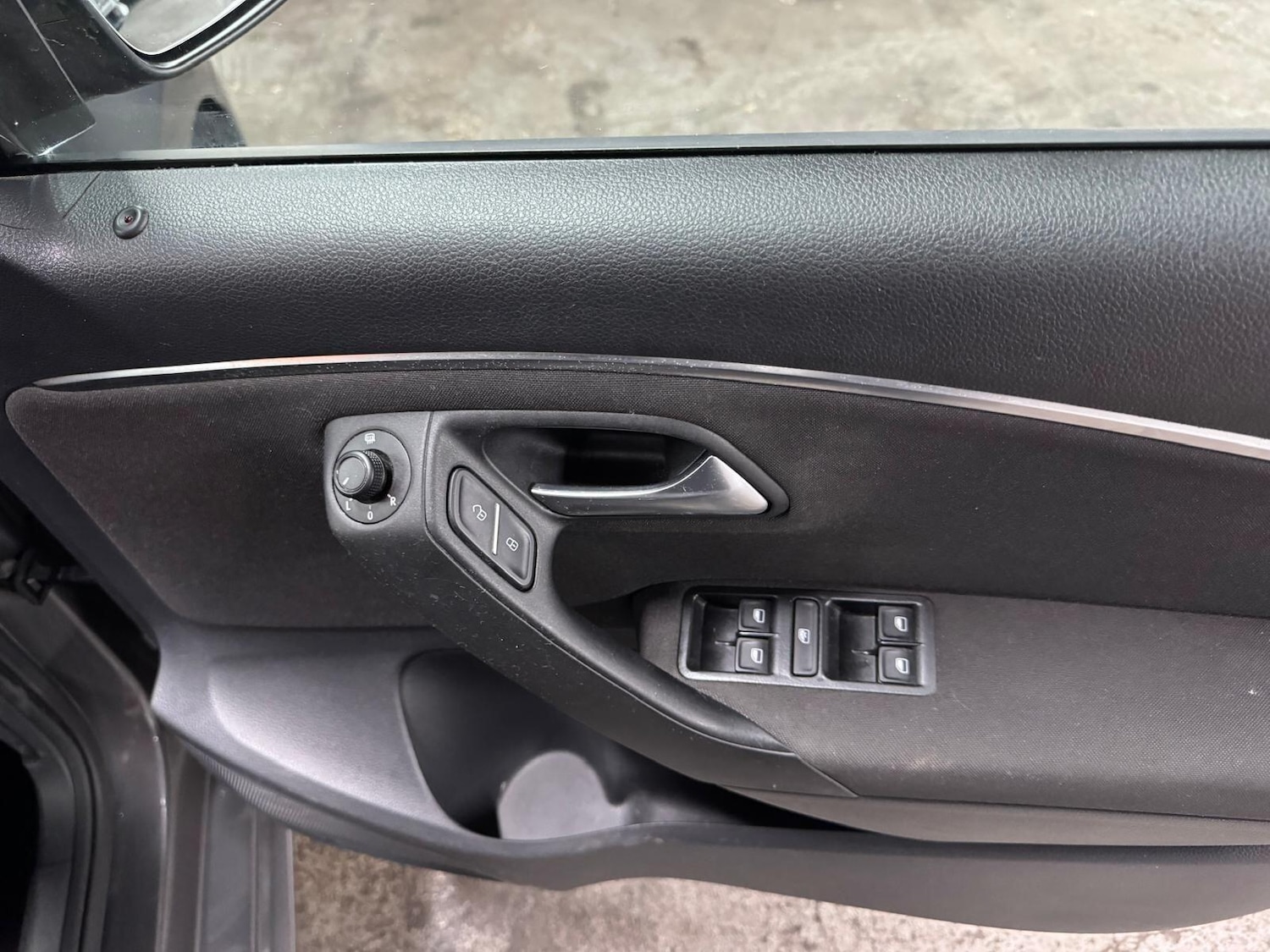 Used Volkswagen Polo 2015 for sale - 76926858: Photo 15