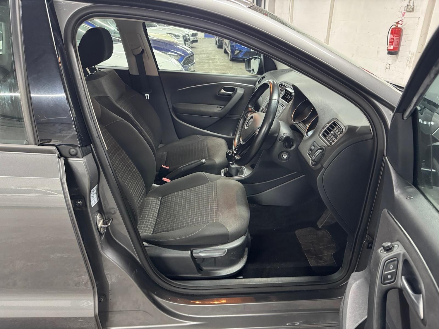 Used Volkswagen Polo 2015 for sale - 76926858: Photo 16