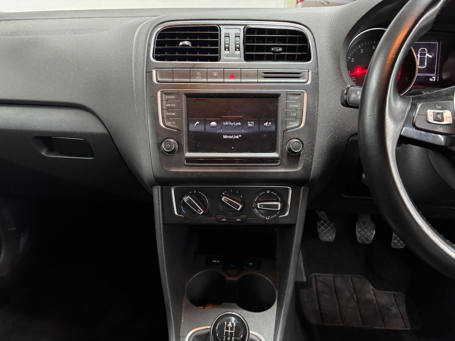 Used Volkswagen Polo 2015 for sale - 76926858: Photo 22