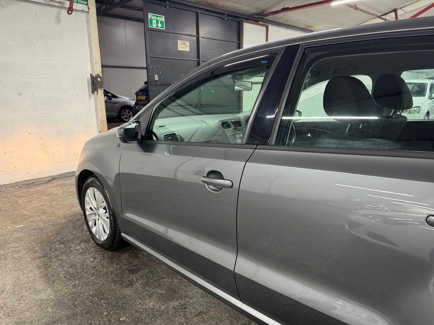 Used Volkswagen Polo 2015 for sale - 76926858: Photo 37