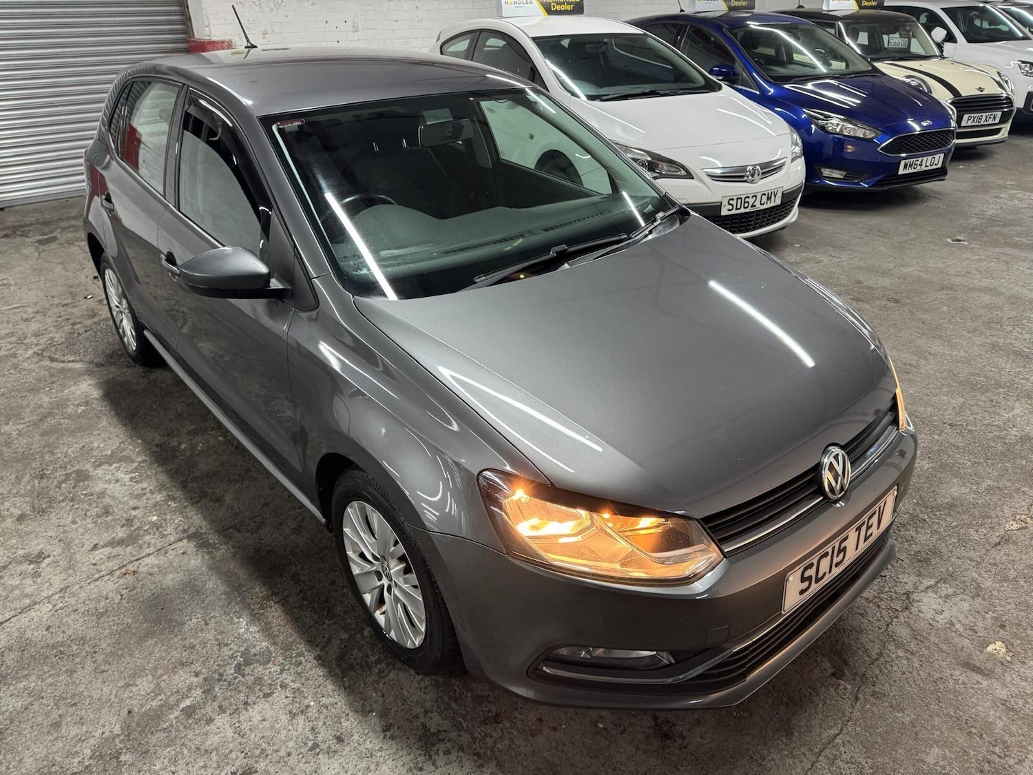 Used Volkswagen Polo 2015 for sale - 76926858: Photo 5