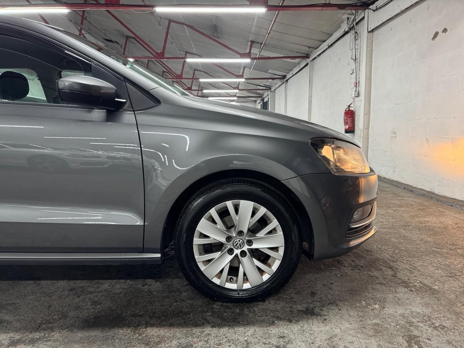 Used Volkswagen Polo 2015 for sale - 76926858: Photo 50