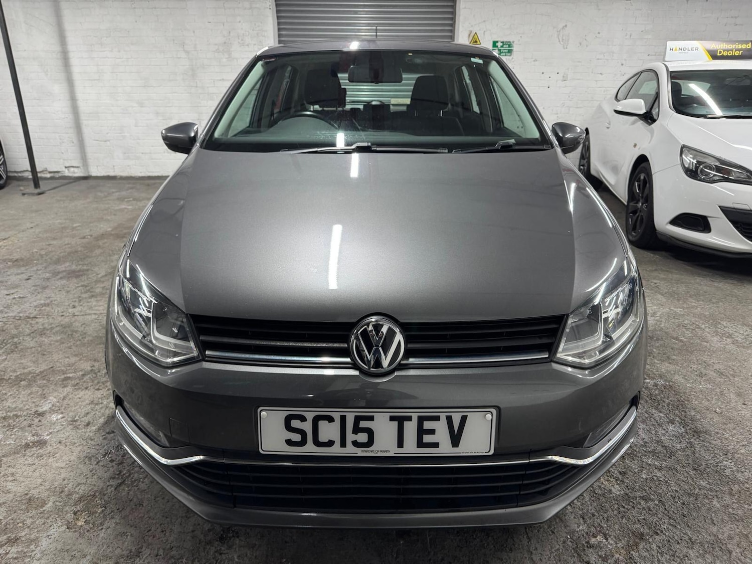 Used Volkswagen Polo 2015 for sale - 76926858: Photo 6