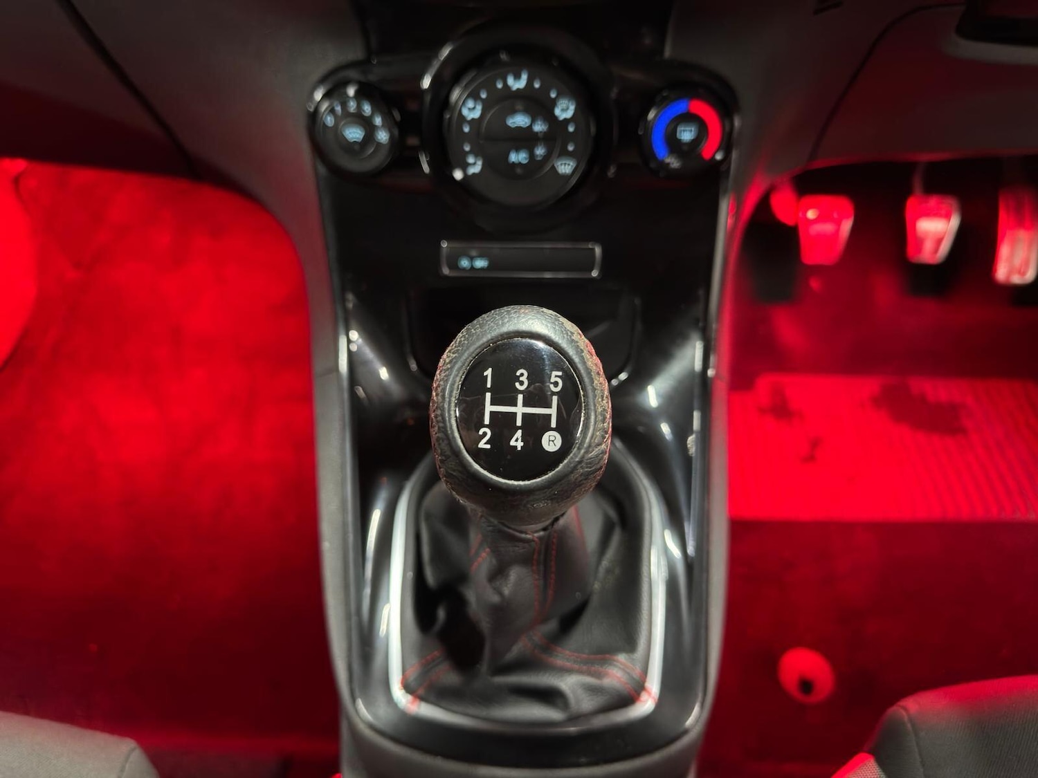 Used Ford Fiesta 2015 for sale - 78205422: Photo 19