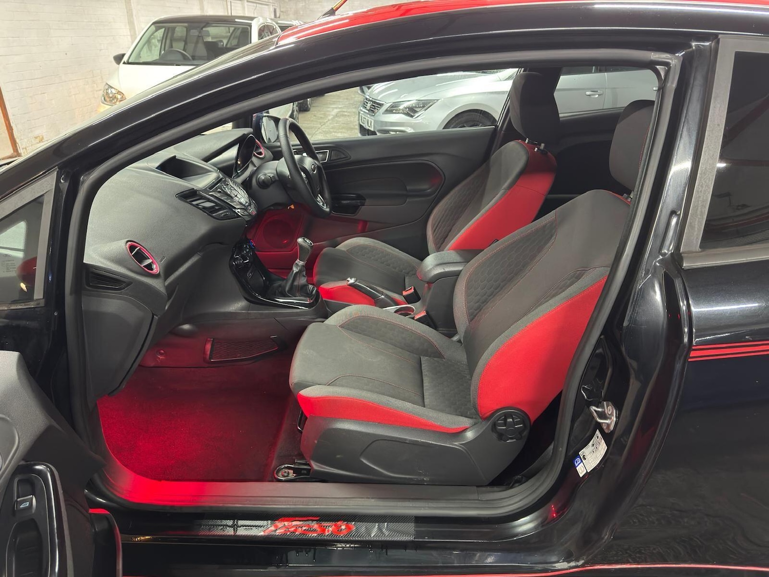 Used Ford Fiesta 2015 for sale - 78205422: Photo 38