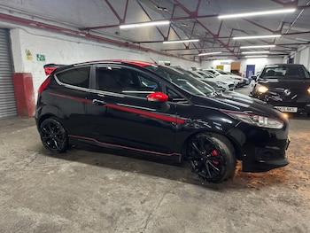 Used Ford Fiesta 2015 for sale - 78205422: Photo