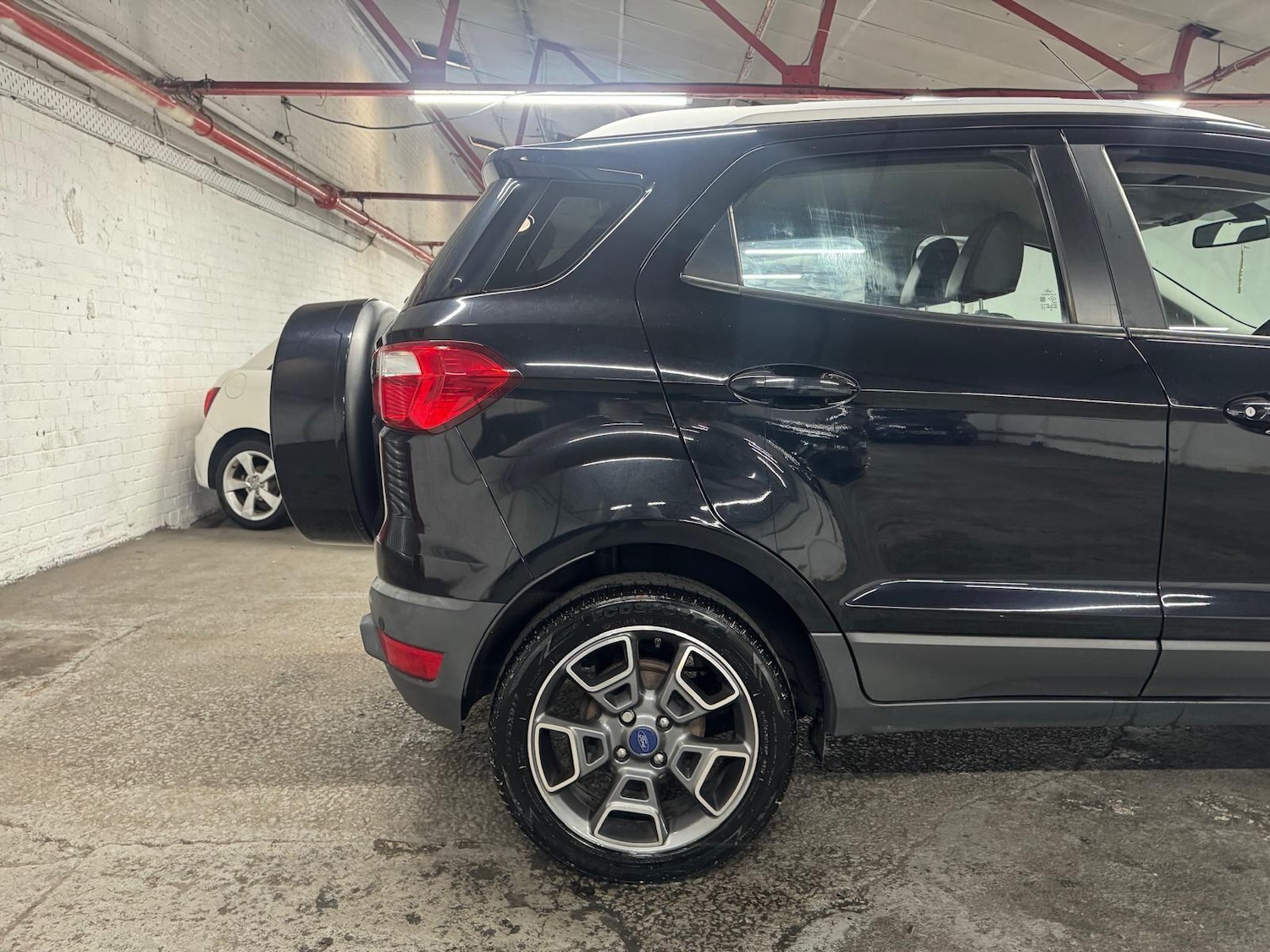 Used Ford Ecosport 2015 for sale - 76085213: Photo 29