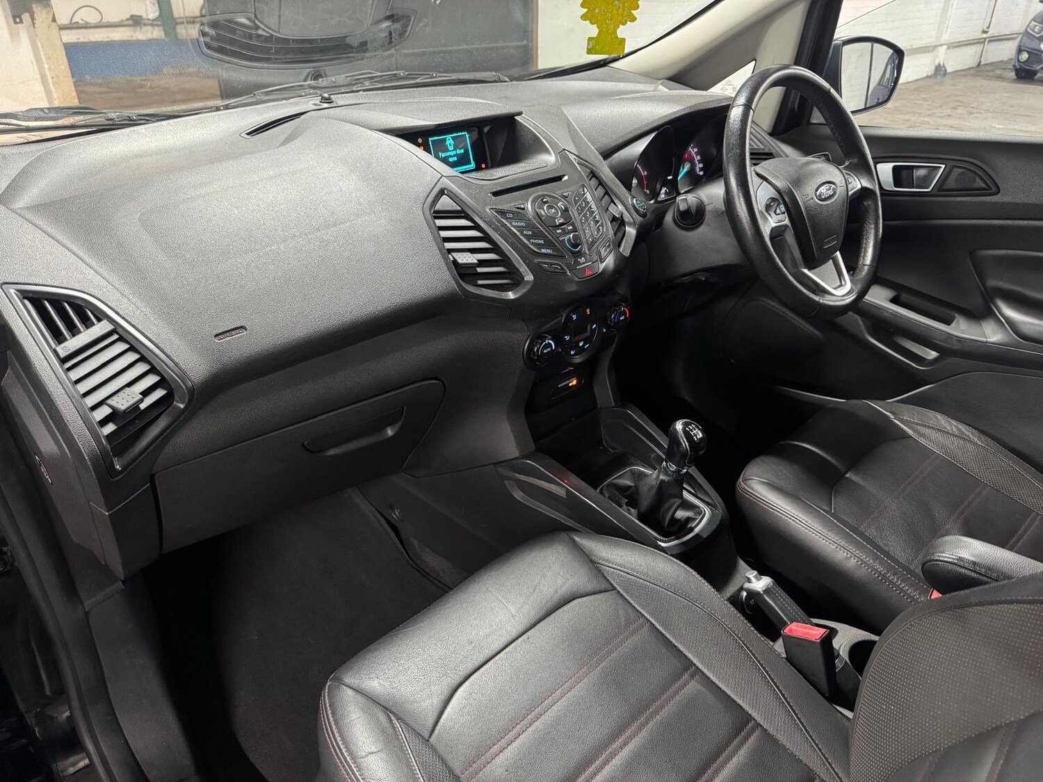 Used Ford Ecosport 2015 for sale - 76085213: Photo 40
