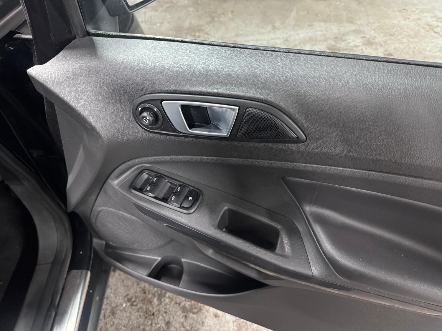 Used Ford Ecosport 2015 for sale - 76085213: Photo 8