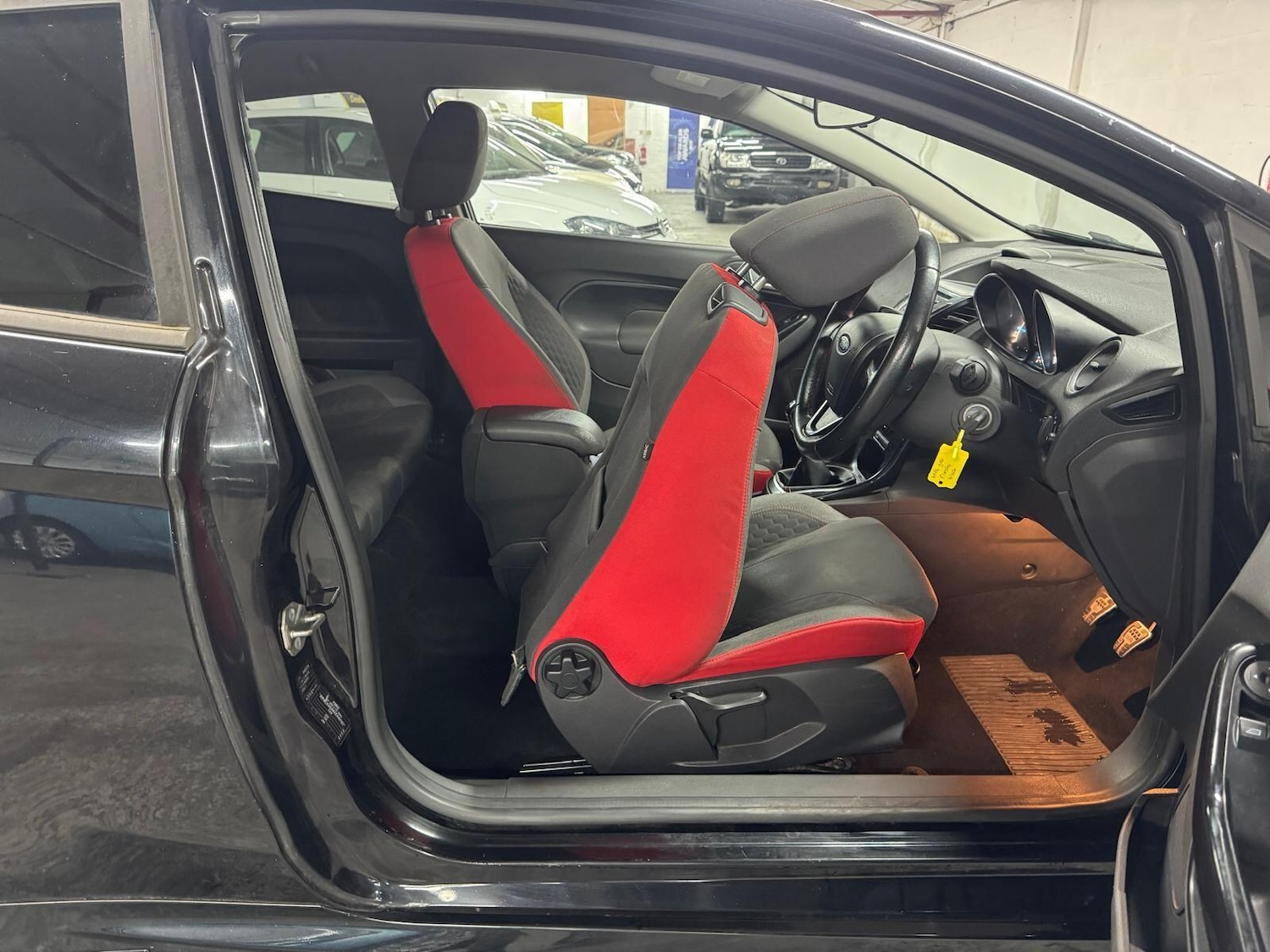 Used Ford Fiesta 2014 for sale - 76742405: Photo 17