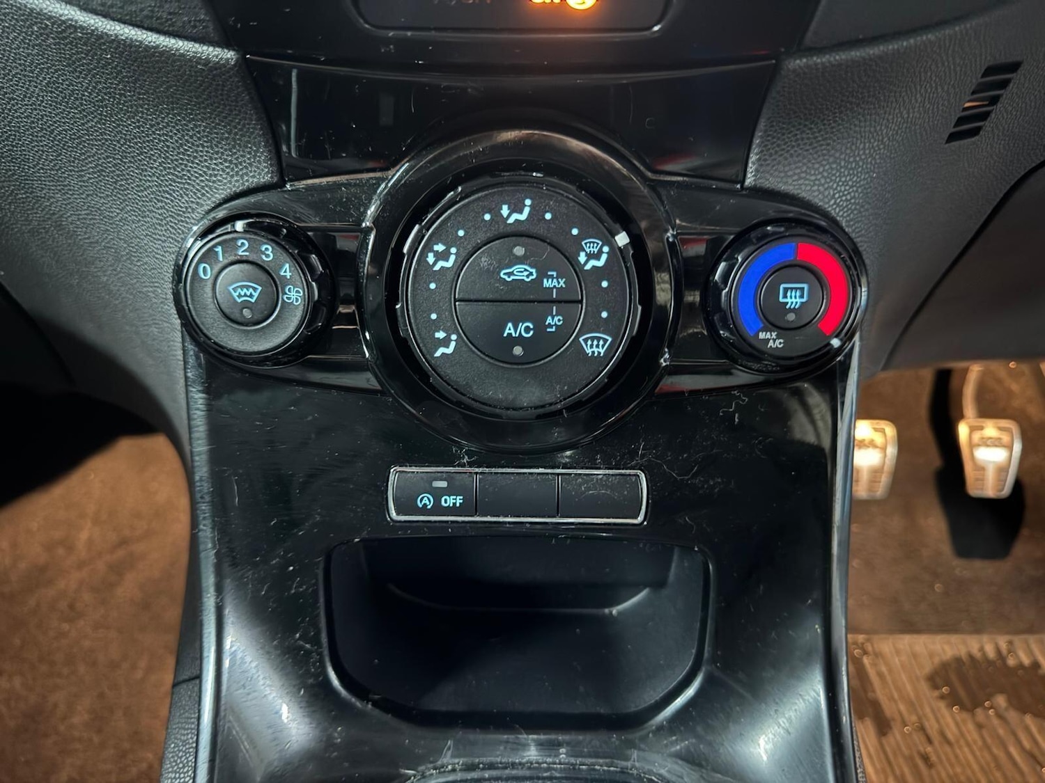 Used Ford Fiesta 2014 for sale - 76742405: Photo 22