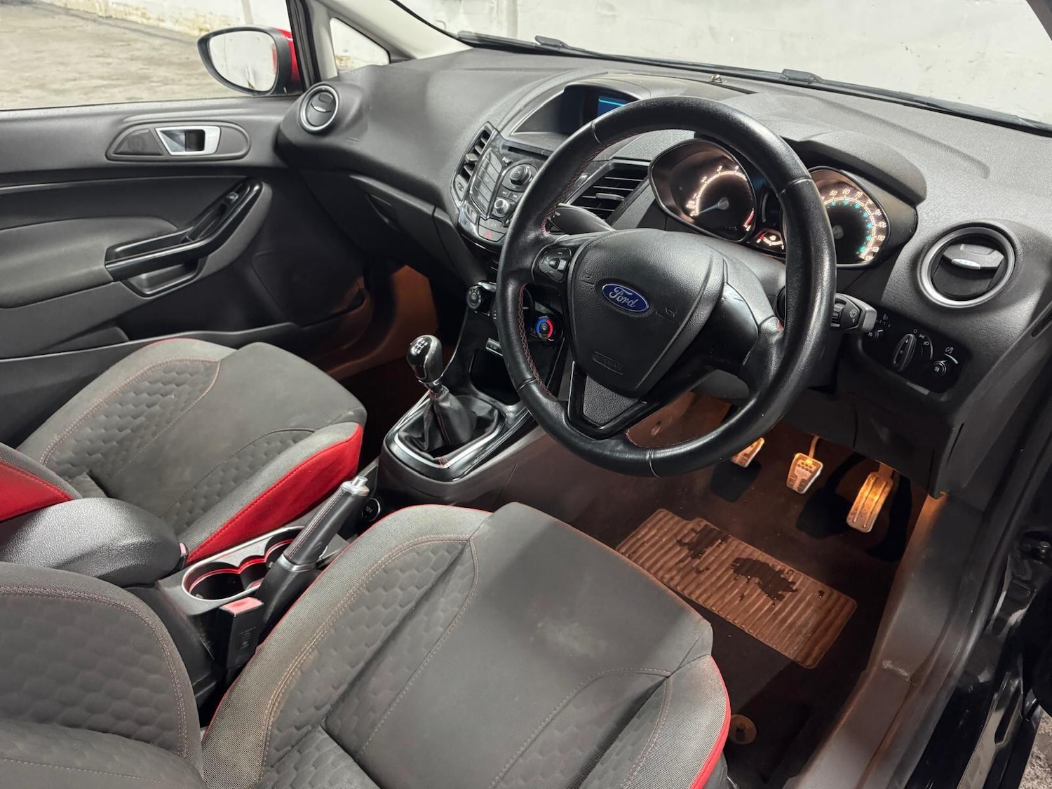 Used Ford Fiesta 2014 for sale - 76742405: Photo 26