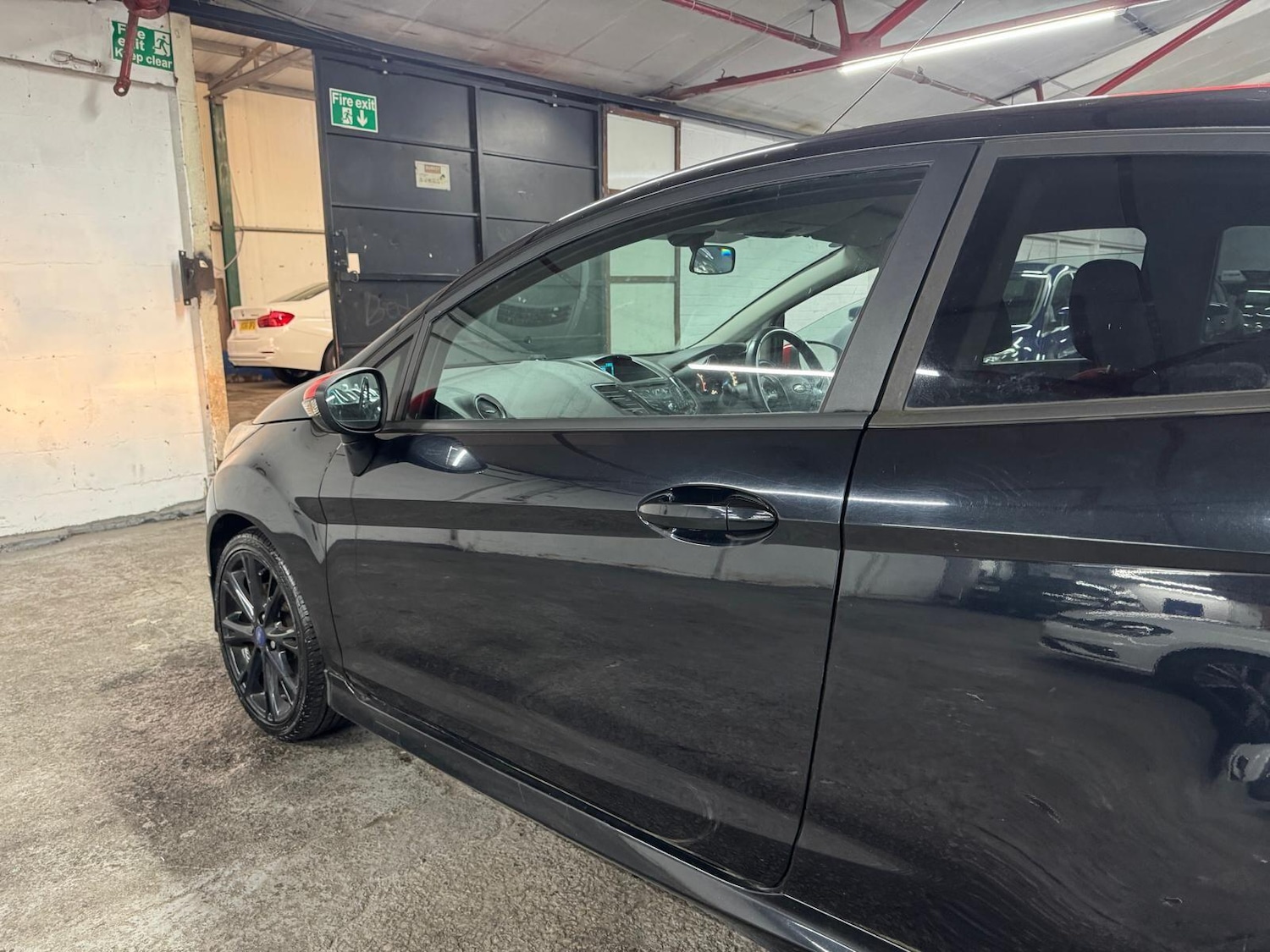 Used Ford Fiesta 2014 for sale - 76742405: Photo 8