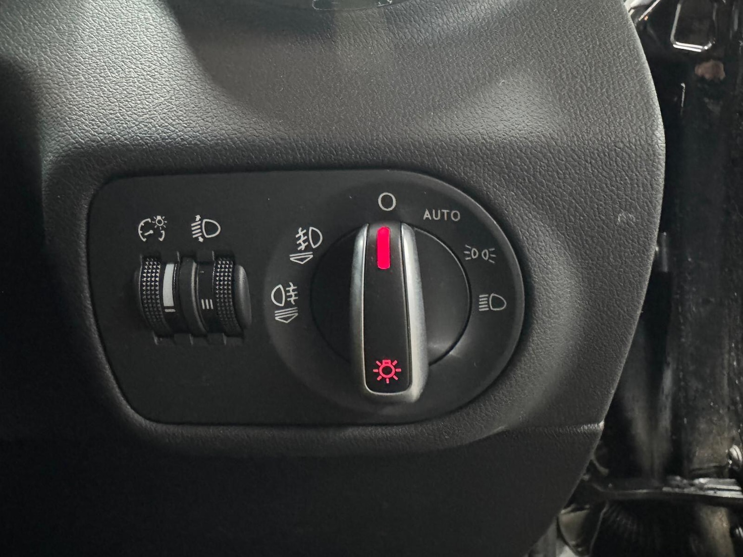 Used Audi A1 2015 for sale - 77091056: Photo 26