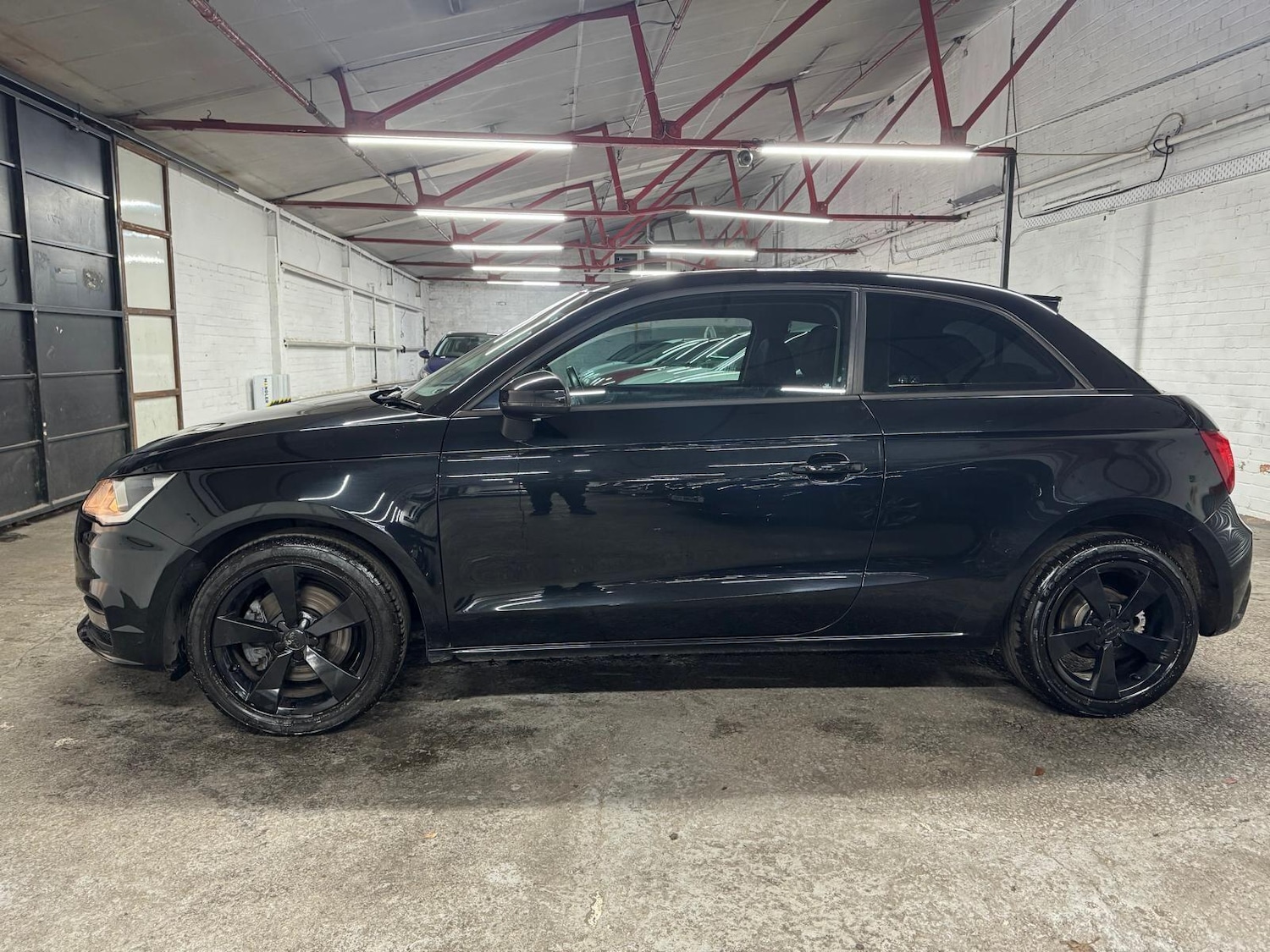 Used Audi A1 2015 for sale - 77091056: Photo 4
