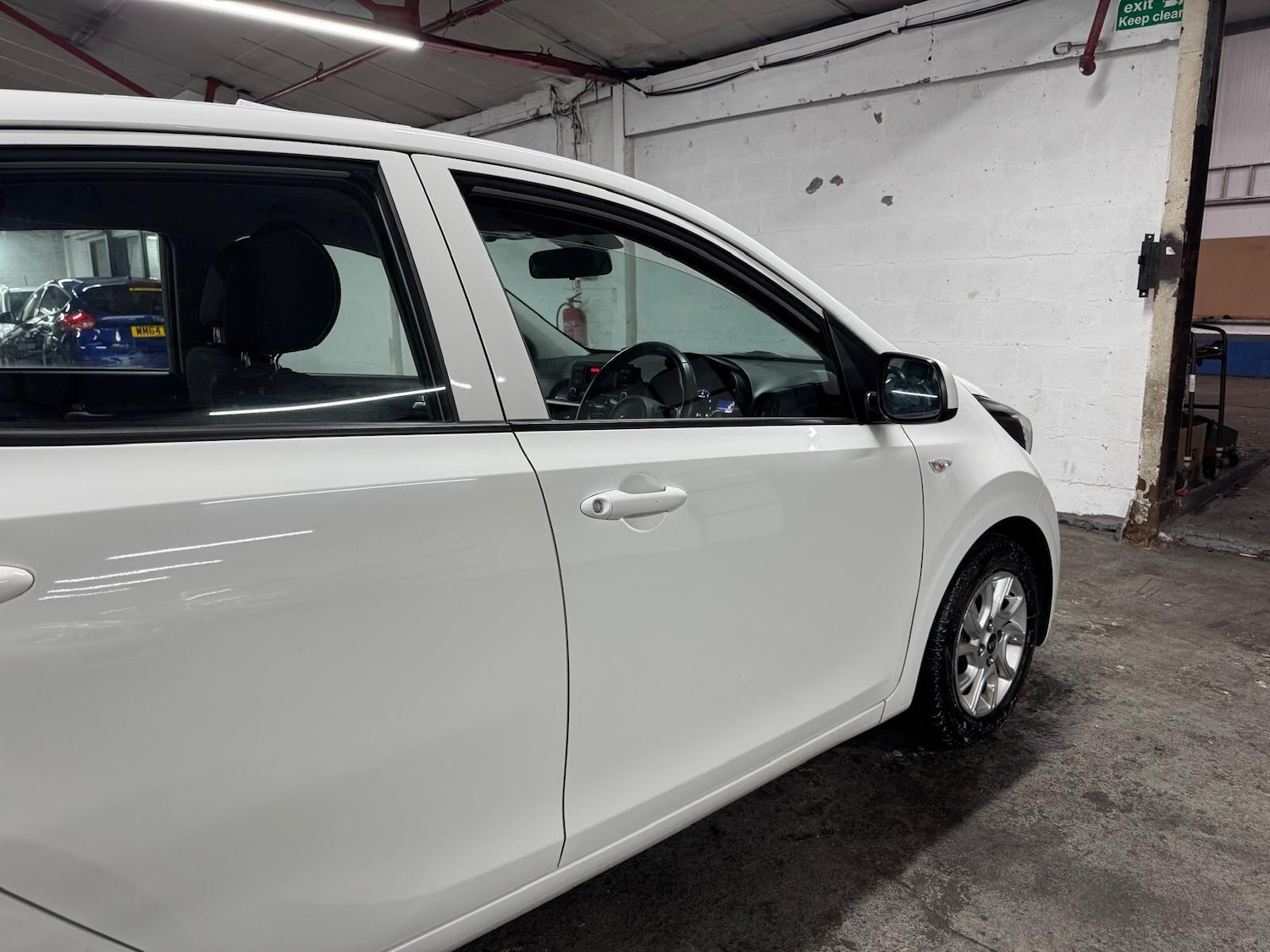 Used Kia Picanto 2018 for sale - 76850467: Photo 28