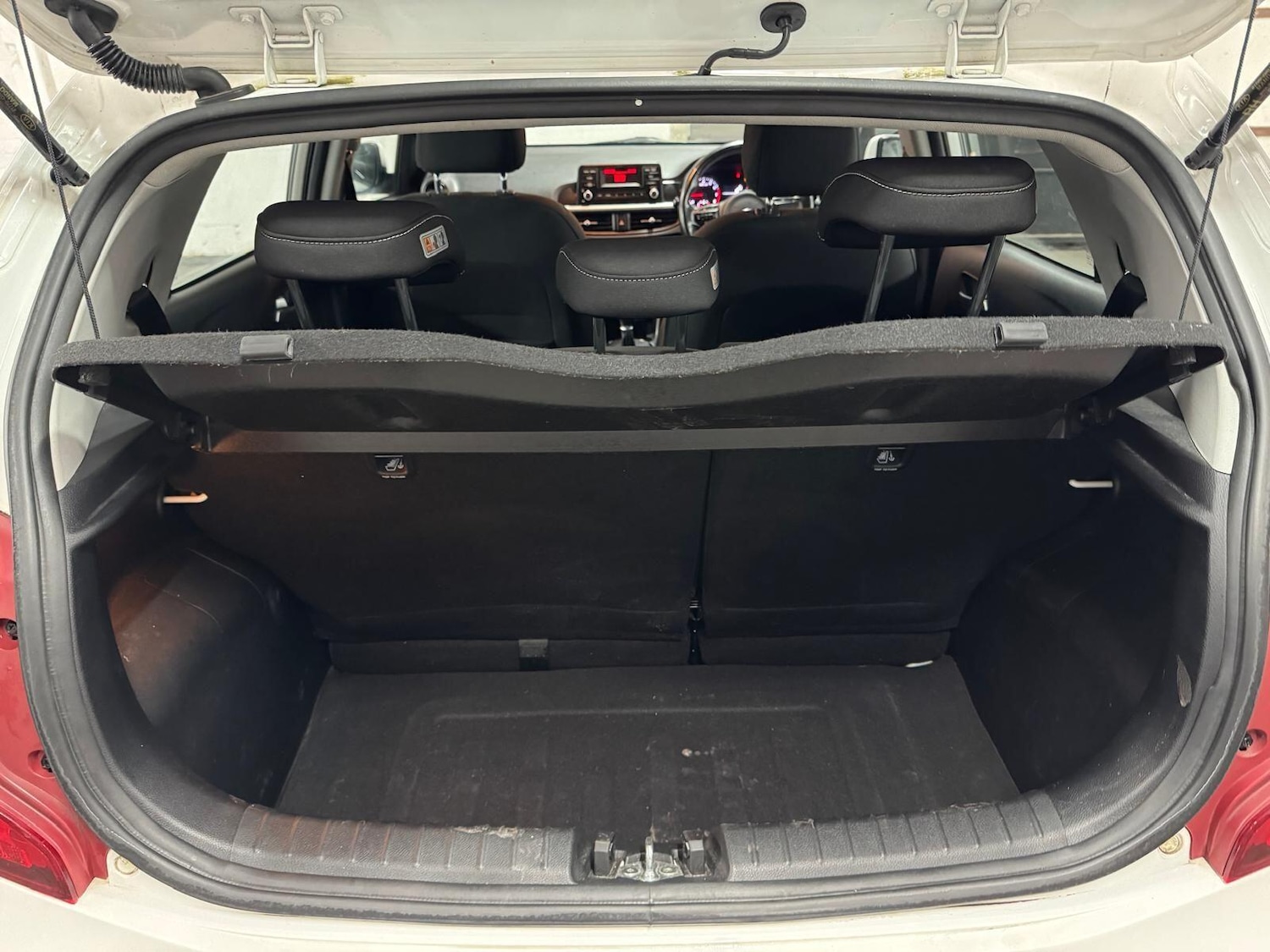 Used Kia Picanto 2018 for sale - 76850467: Photo 34