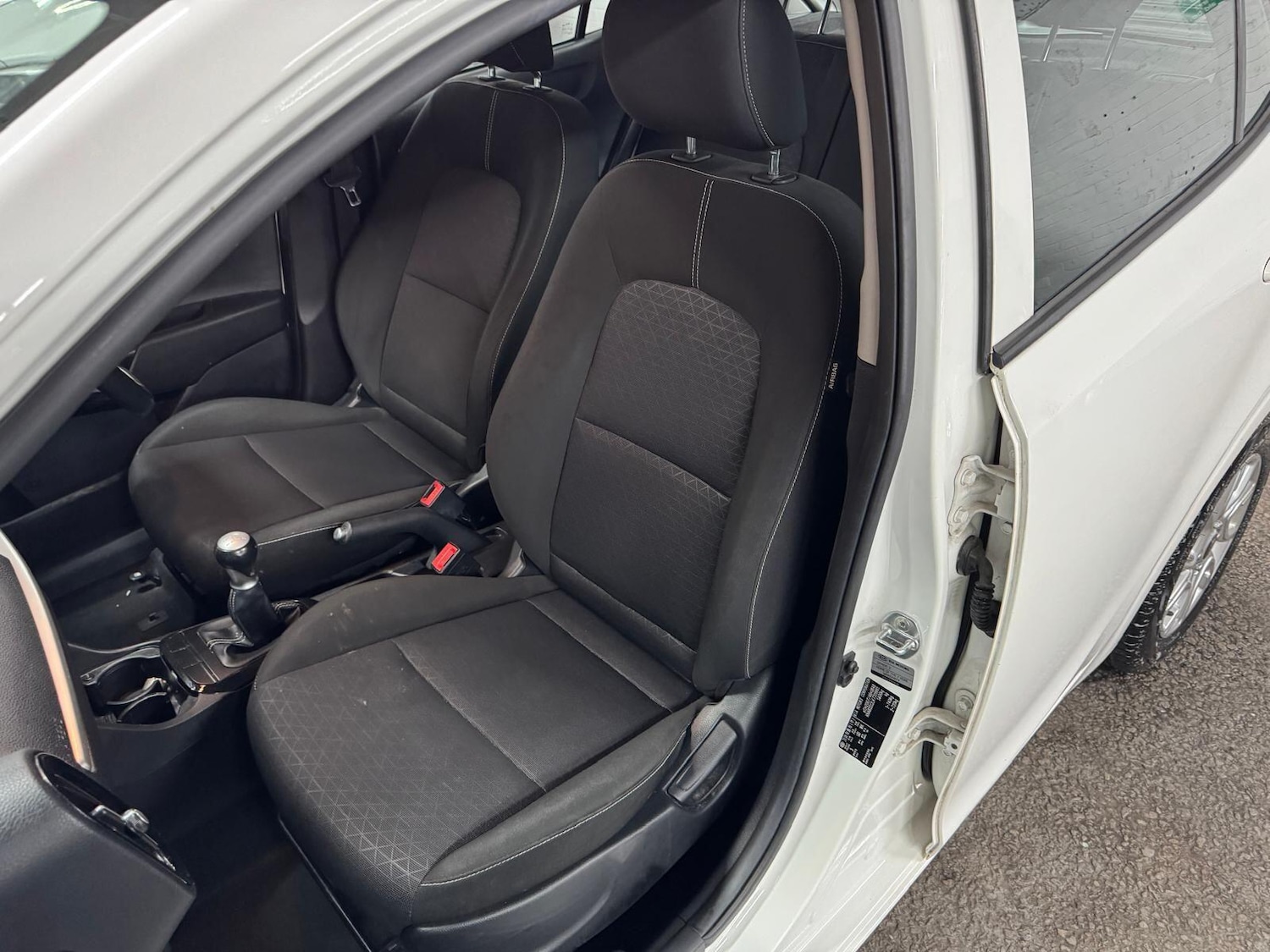 Used Kia Picanto 2018 for sale - 76850467: Photo 44