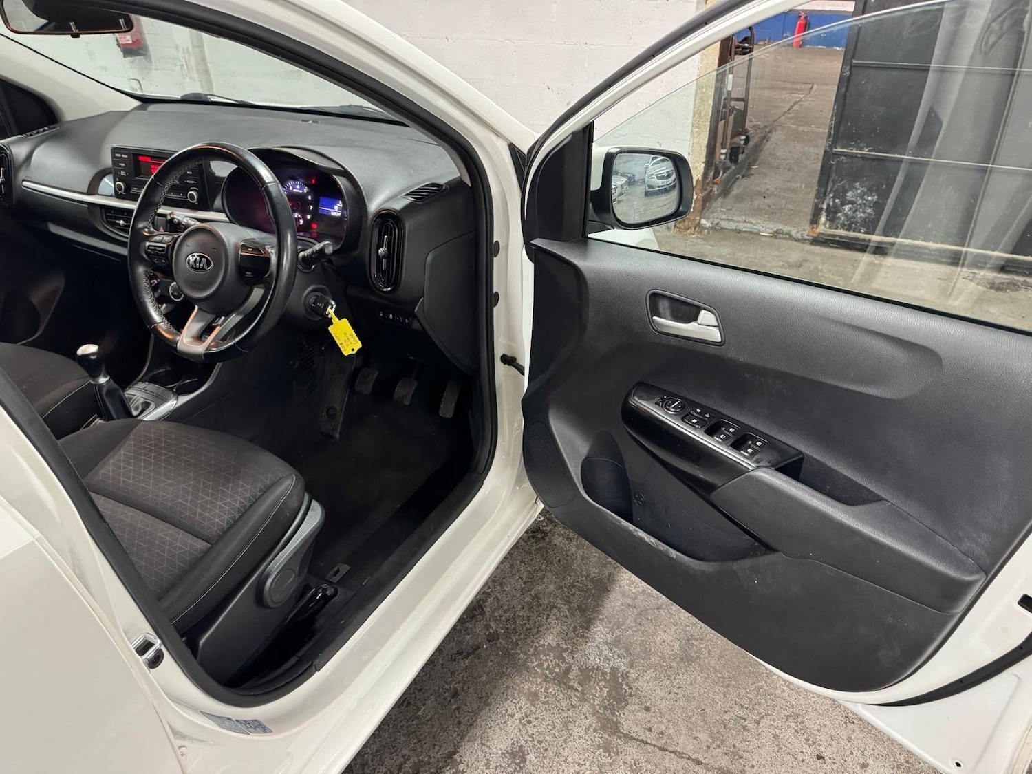 Used Kia Picanto 2018 for sale - 76850467: Photo 9