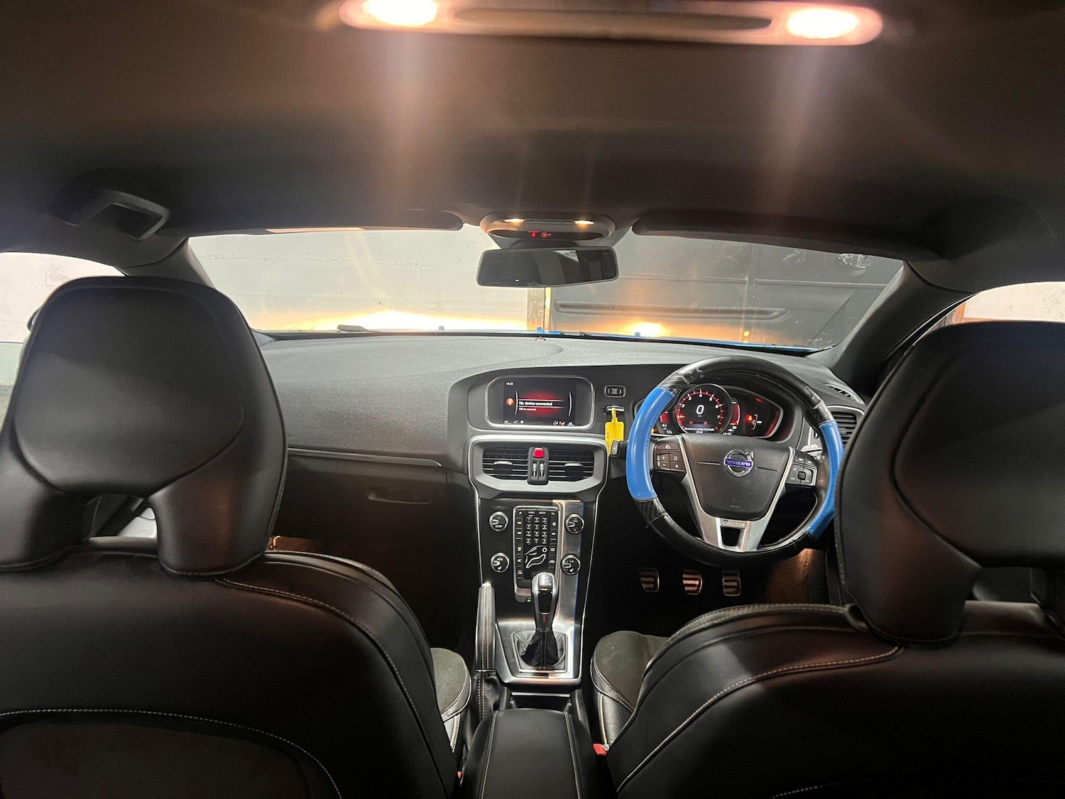 Used Volvo V40 for sale - 78115671: Photo 15