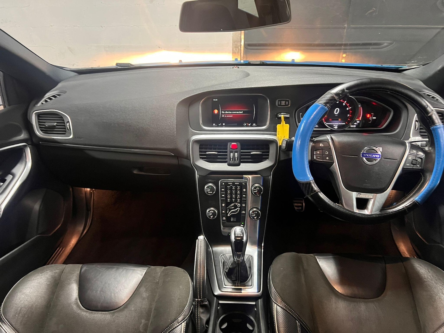 Used Volvo V40 for sale - 78115671: Photo 18