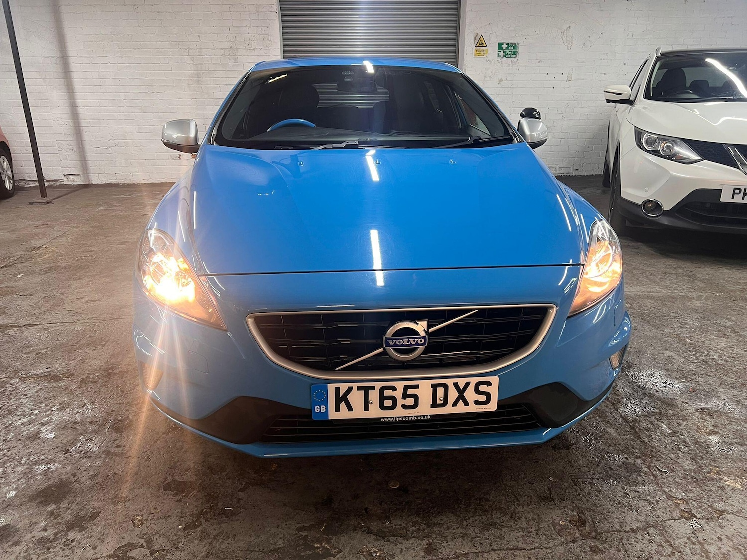 Used Volvo V40 for sale - 78115671: Photo 3