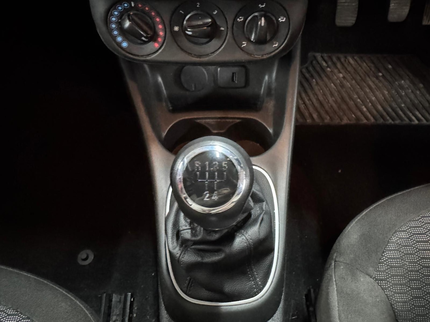 Used Vauxhall Corsa 2017 for sale - 77625833: Photo 18