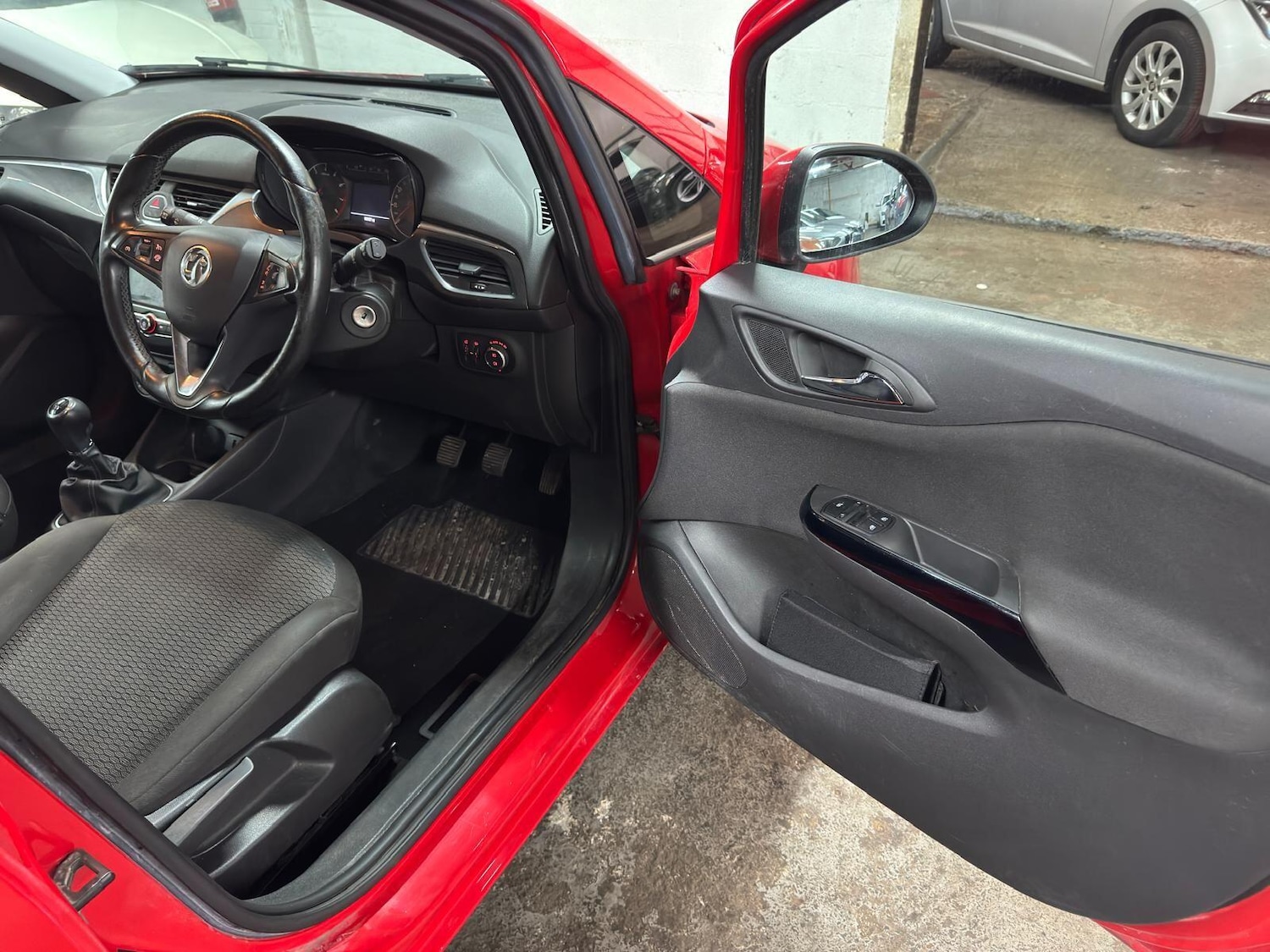 Used Vauxhall Corsa 2017 for sale - 77625833: Photo 8