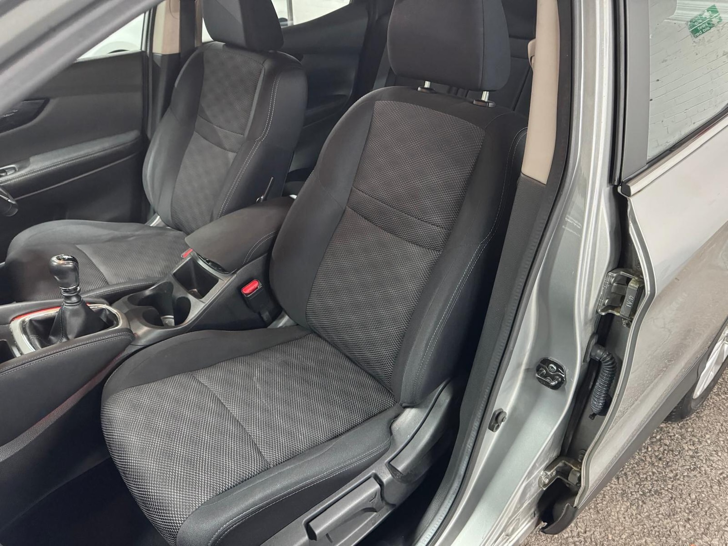 Used Nissan Qashqai 2017 for sale - 77074260: Photo 15