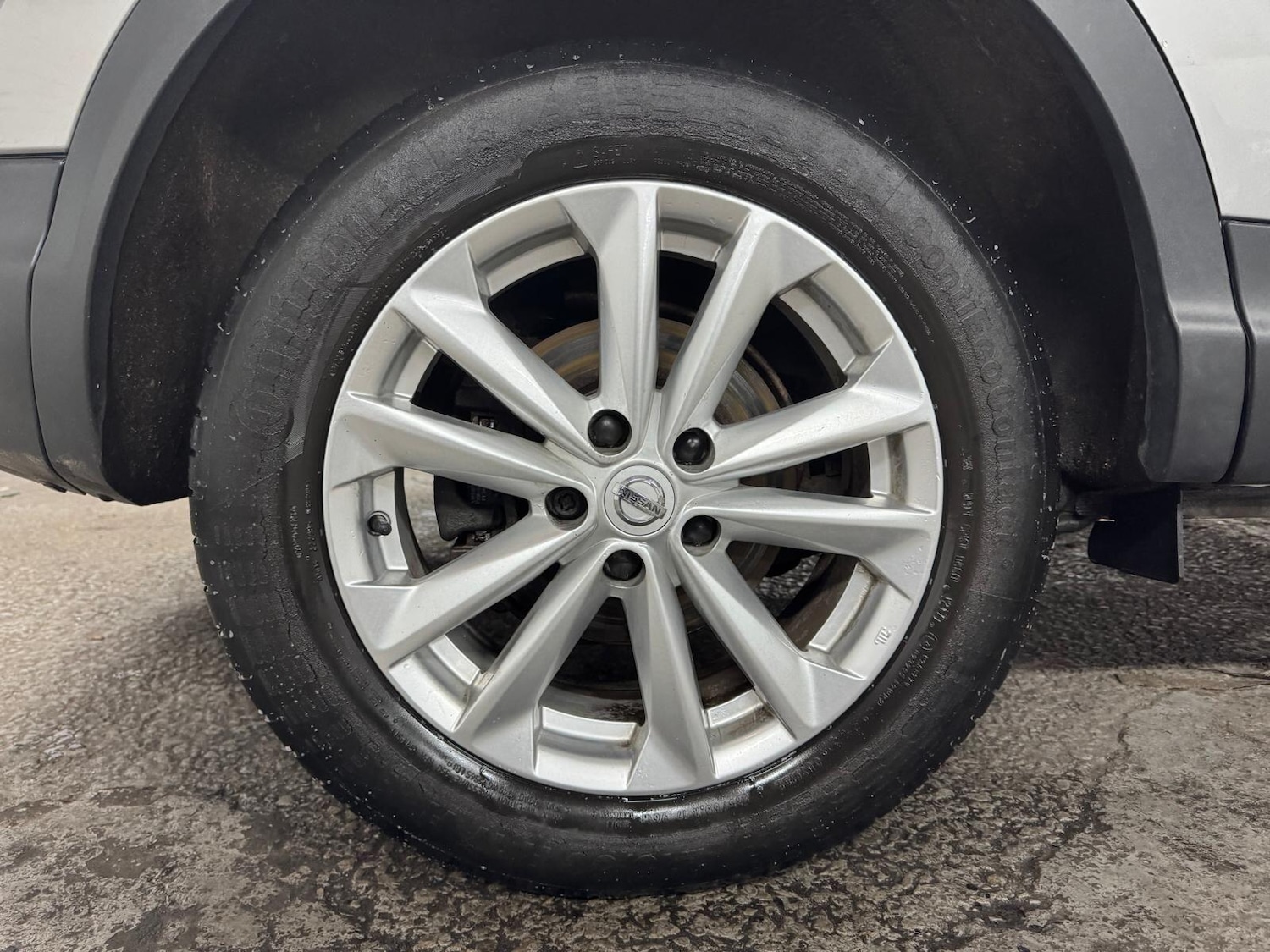 Used Nissan Qashqai 2017 for sale - 77074260: Photo 30