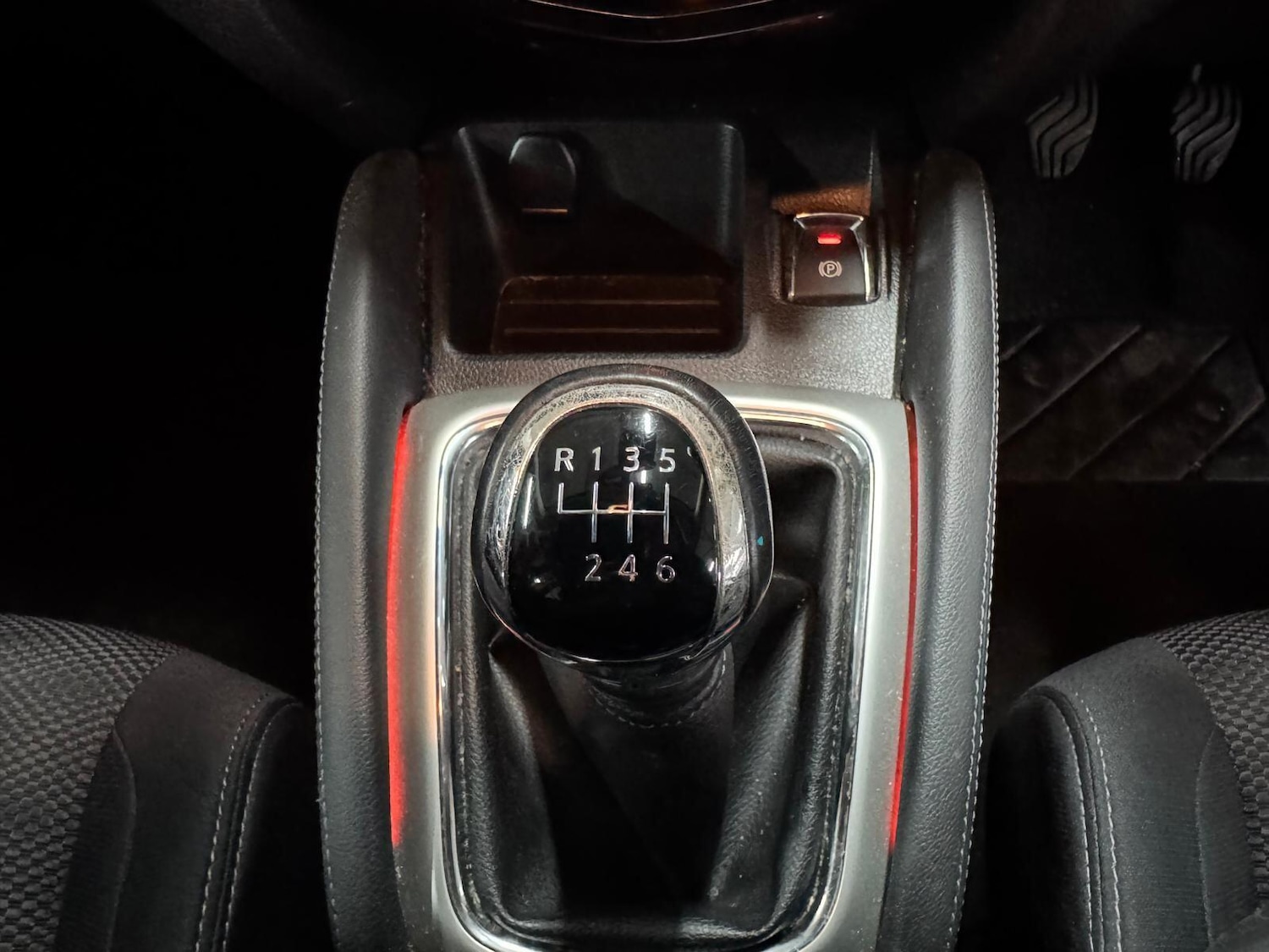 Used Nissan Qashqai 2017 for sale - 77074260: Photo 39