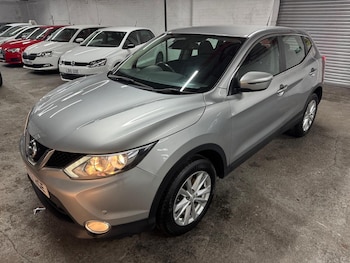 Used Nissan Qashqai 2017 for sale - 77074260: Photo