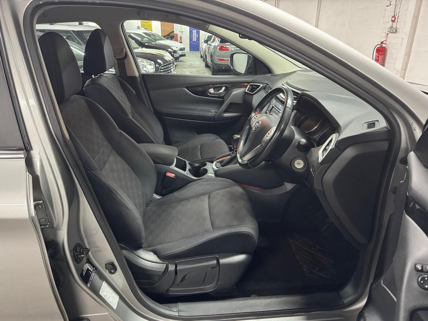 Used Nissan Qashqai 2017 for sale - 77074260: Photo 47