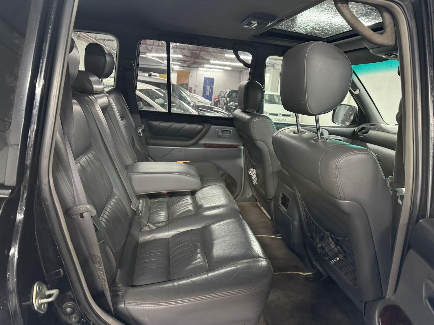 Used Toyota Land Cruiser Amazon 2001 for sale - 76742849: Photo 14