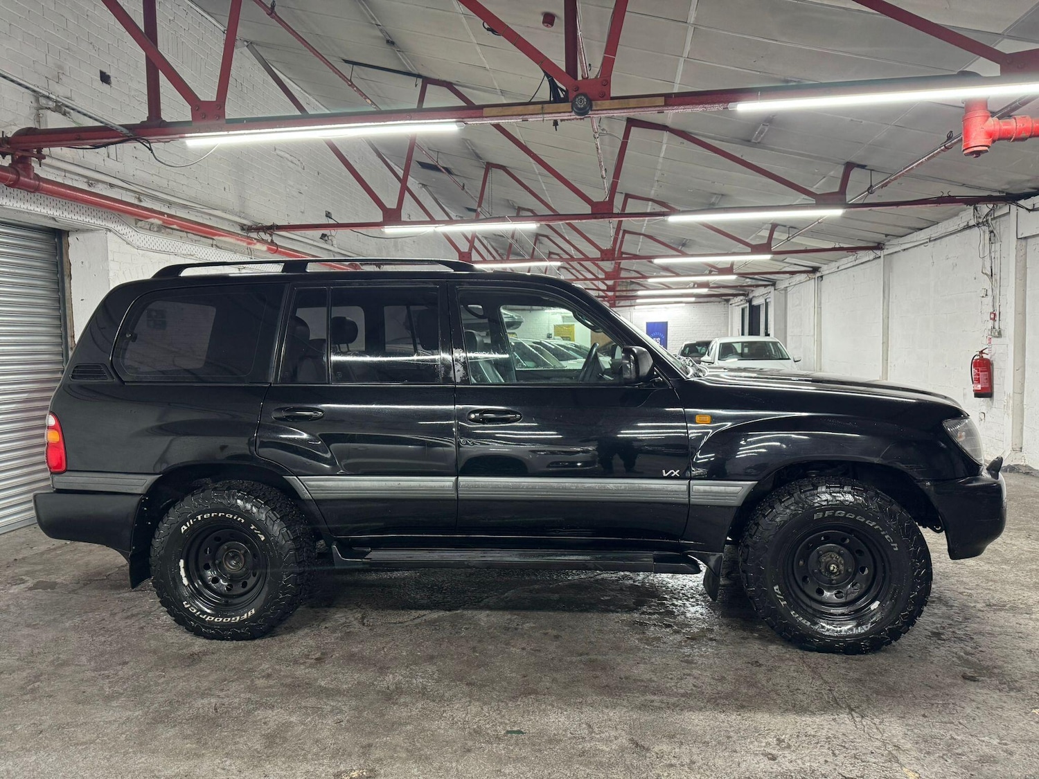 Used Toyota Land Cruiser Amazon 2001 for sale - 76742849: Photo 2