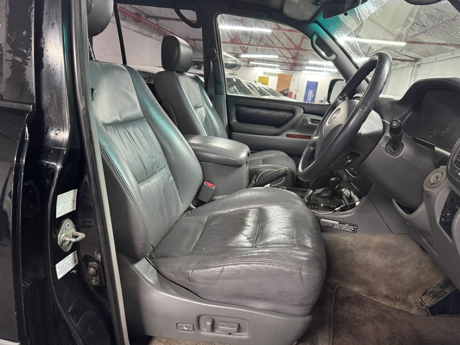 Used Toyota Land Cruiser Amazon 2001 for sale - 76742849: Photo 40