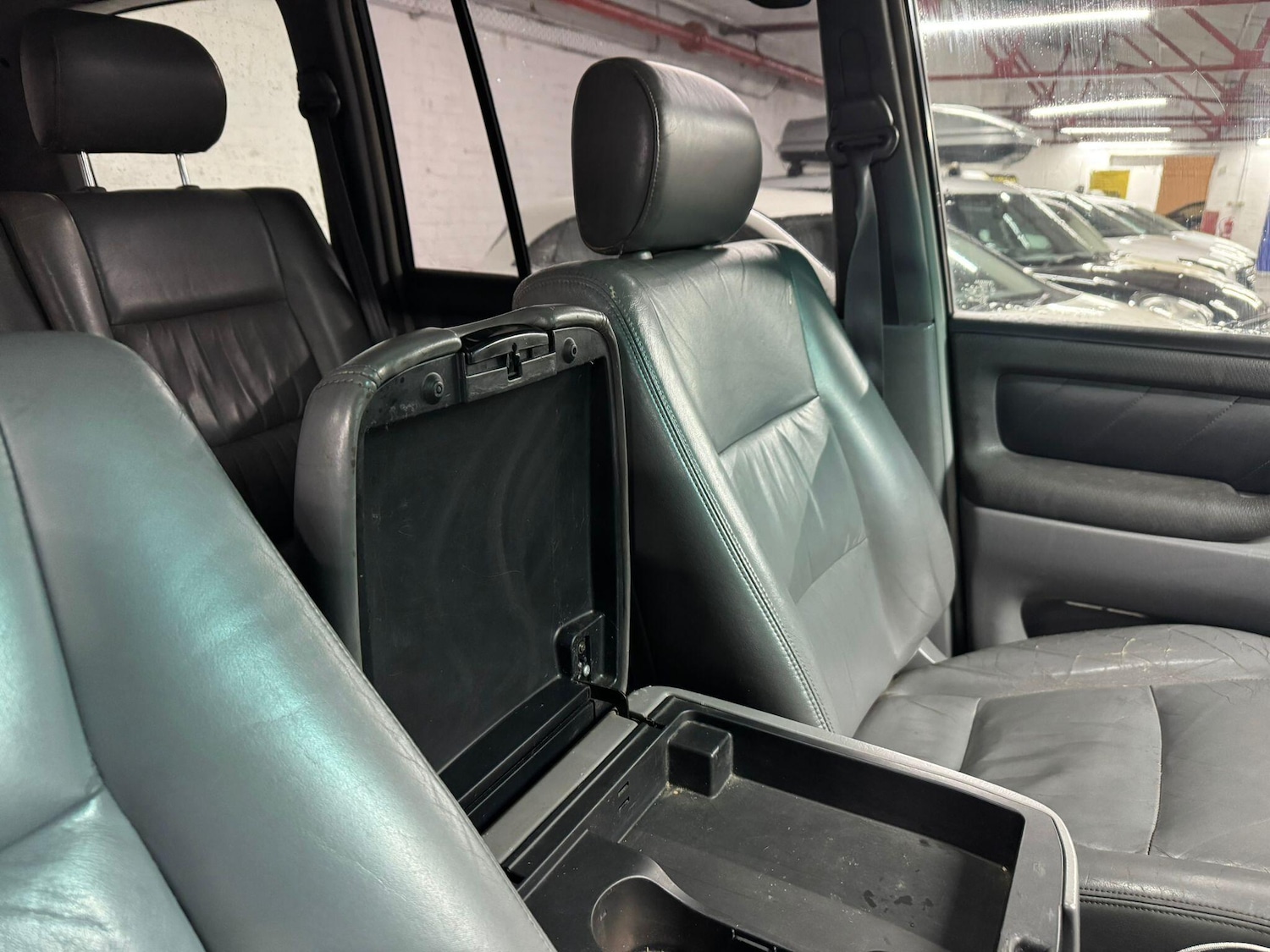 Used Toyota Land Cruiser Amazon 2001 for sale - 76742849: Photo 57