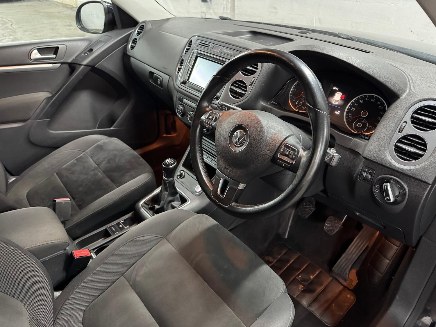 Used Volkswagen Tiguan 2016 for sale - 76913222: Photo 15