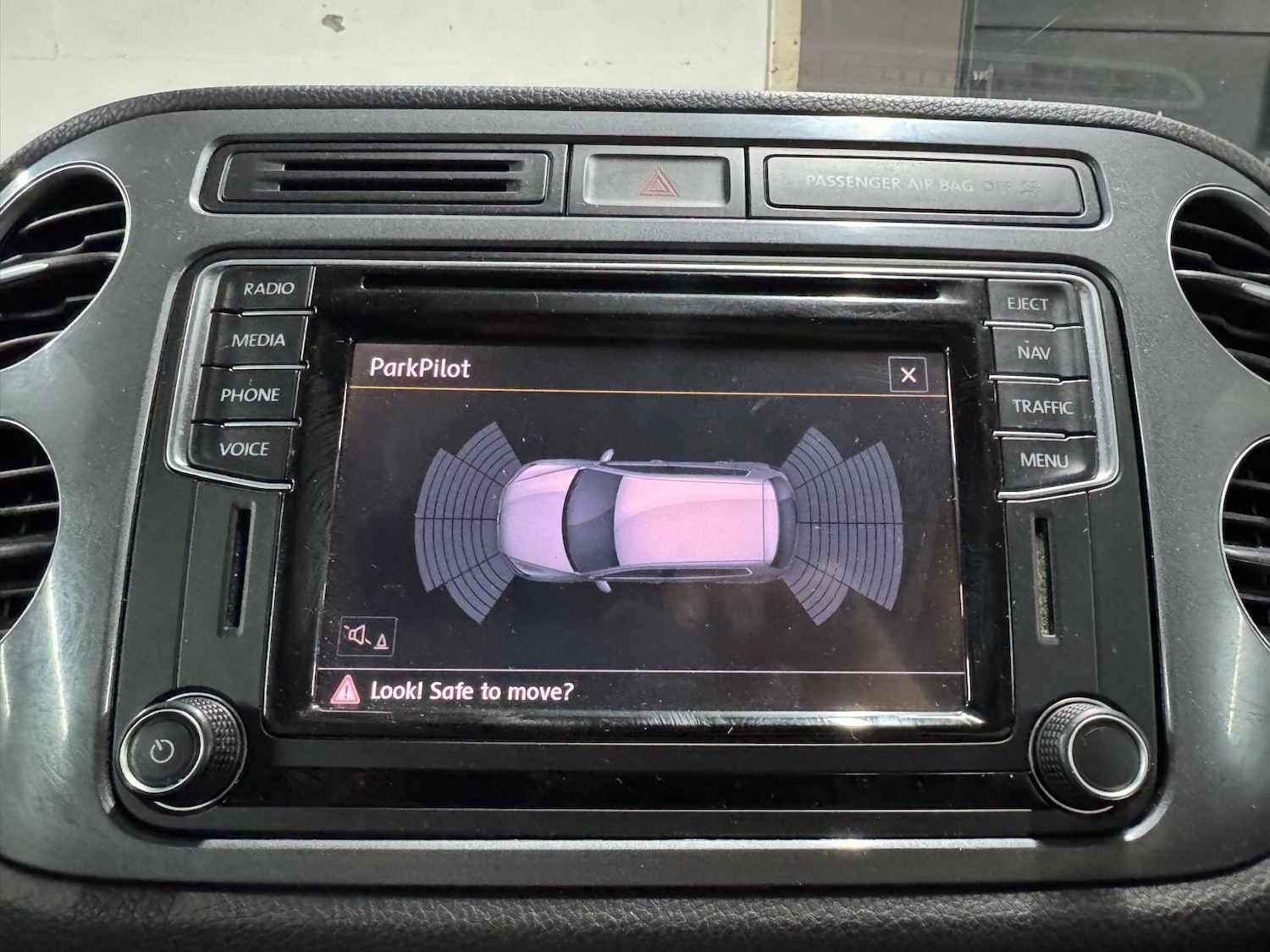 Used Volkswagen Tiguan 2016 for sale - 76913222: Photo 2