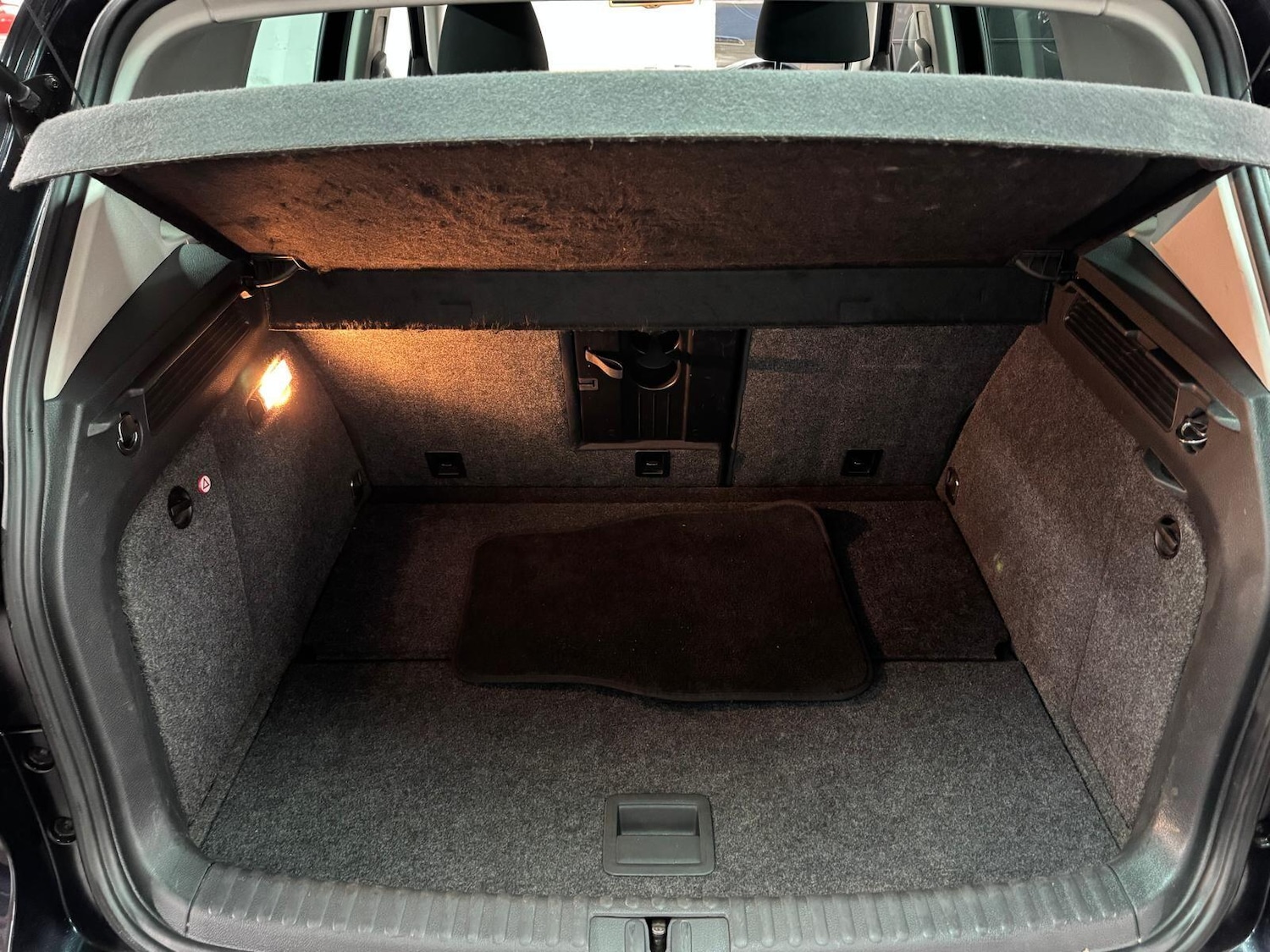 Used Volkswagen Tiguan 2016 for sale - 76913222: Photo 35