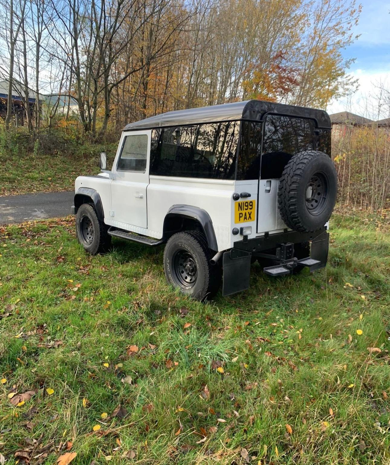 Used Land Rover Defender 90 1996 for sale - 76597155: Photo 1