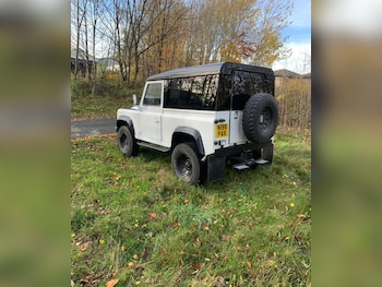 Used Land Rover Defender 90 1996 for sale - 76597155: Photo