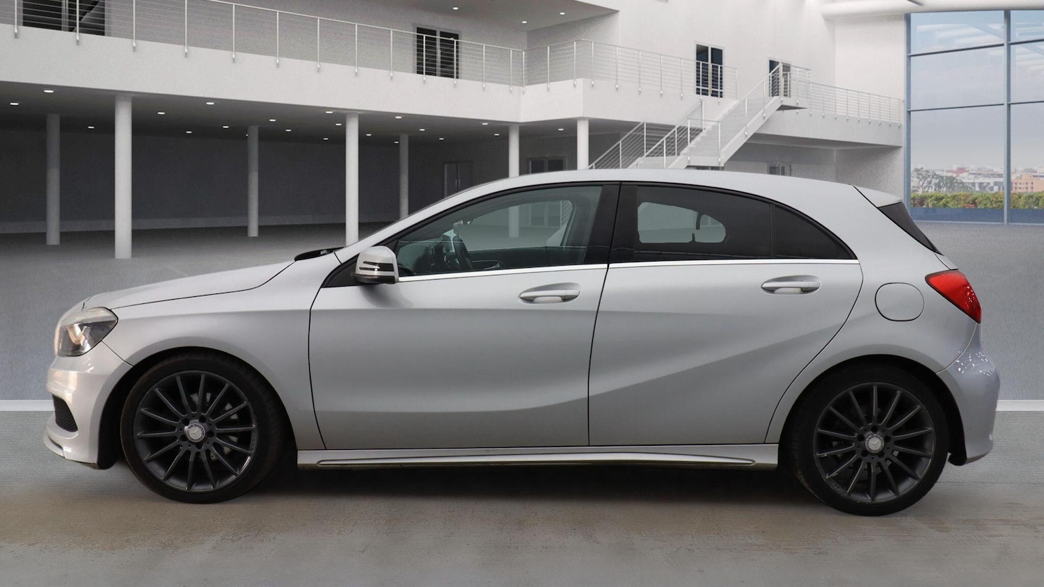 Used Mercedes-Benz A-Class for sale - 77808309: Photo 5