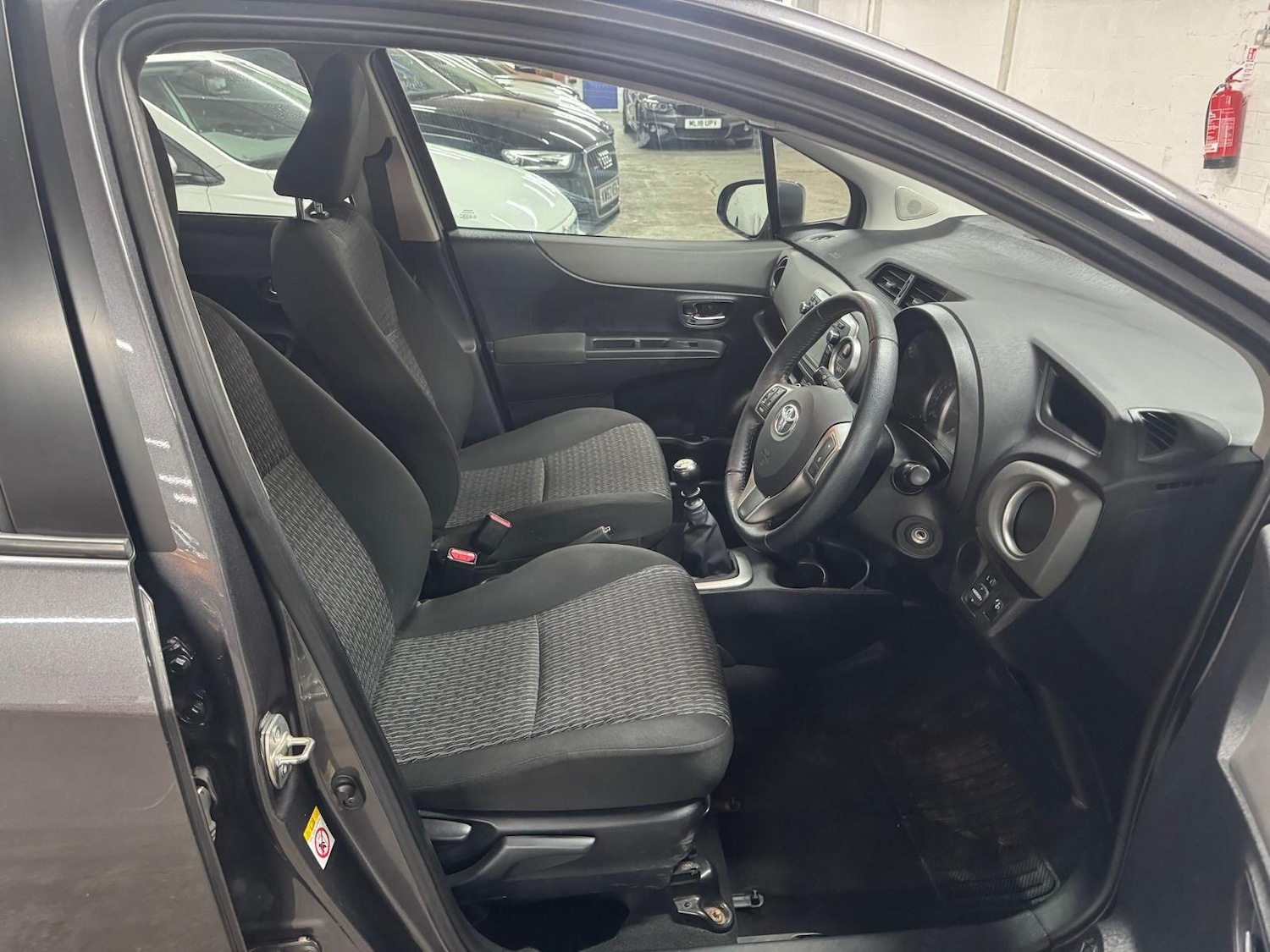 Used Toyota Yaris for sale - 77793409: Photo 13